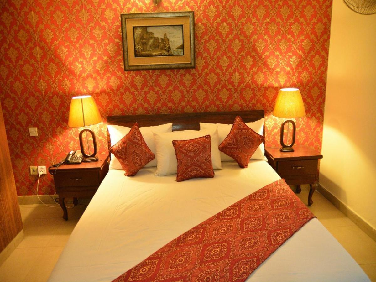 Luxury One Hotel Λαχόρη Εξωτερικό φωτογραφία